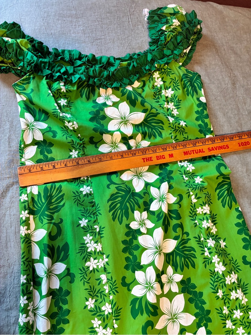 Vintage XL Royal Creations Hawaiian Ruffles Made in Hawaii Muumuu Dress - Picture 10 of 11